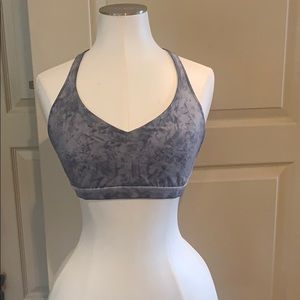 Lululemon sports bra